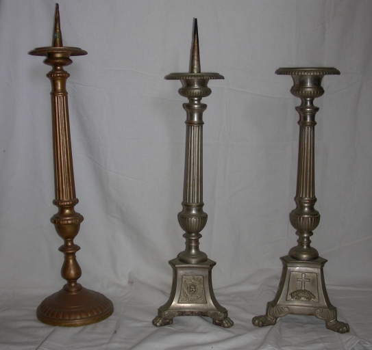 Chandelier d'autel 1