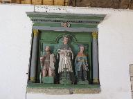 Groupe sculpté (d'applique, petite nature) : saint Yves entre le riche et le pauvre, chapelle de Qunépévan (Langoëlan)