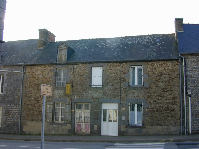 Maison, rue Châteaubriand (Meillac)
