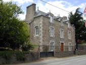 Maison, rue du Générale de Gaulle (Le Minihic-sur-Rance)