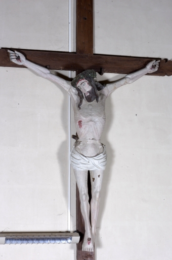 Croix : Christ en croix