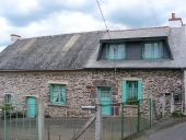Alignement de deux maisons, le Plessix (Orgères)