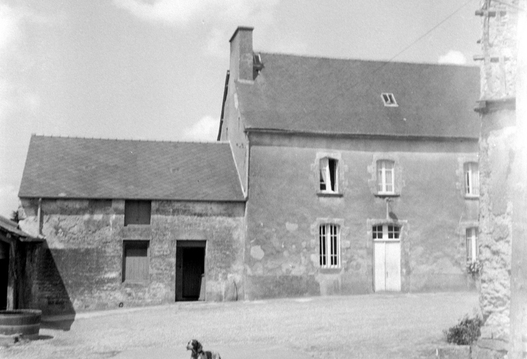 Maison de notable, actuellement ferme, la Fleurionnais (Saint-Aubin-d'Aubigné)